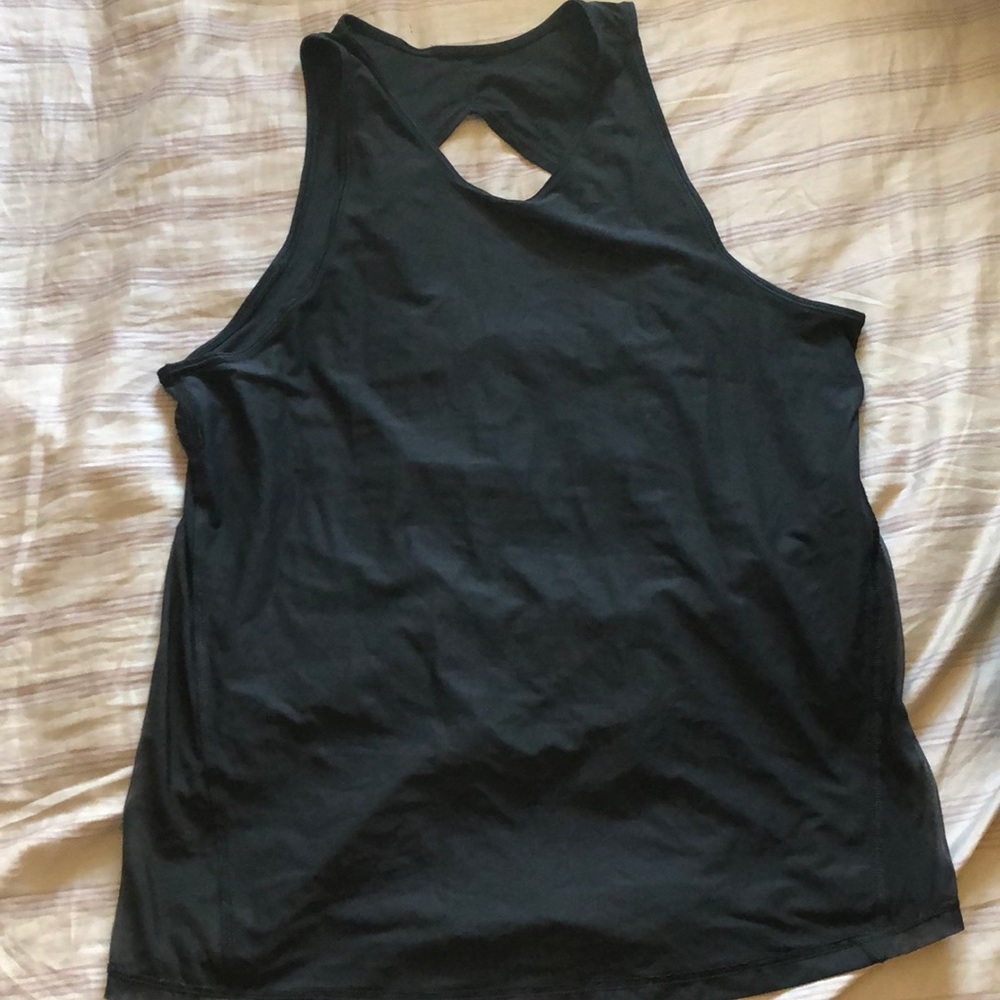 Black gym sleeveless shirt w/lace crisscross back